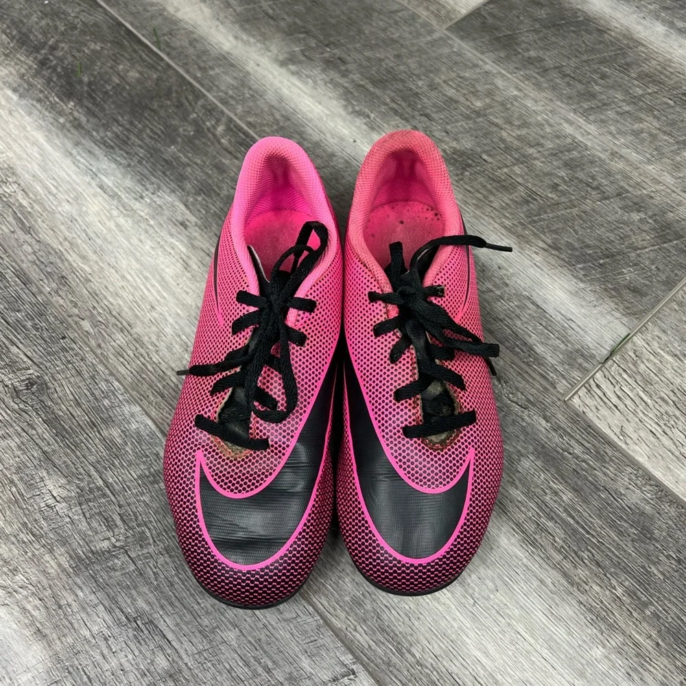 Nike Juniors Pink‎ Soccer Cleats